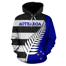 Load image into Gallery viewer, Aotearoa - New Zealand Silver Fern Pattern Maori front